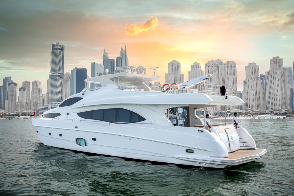 Voyager Elite Melody 105 Yacht