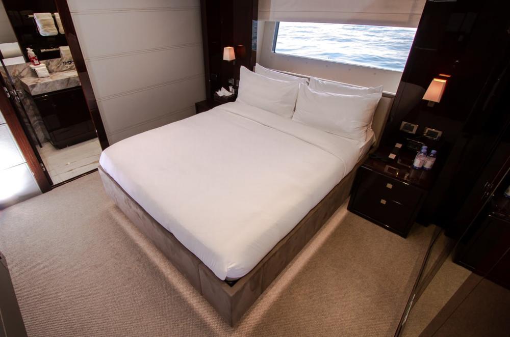 Eclipse Sovereign Moonlight 130 Yacht