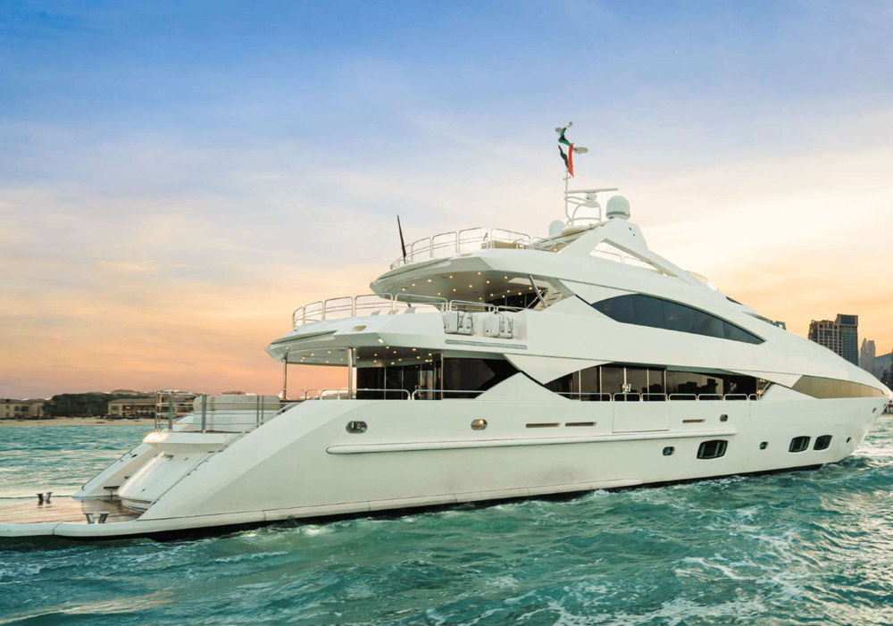 Celestial Majesty Horizon 140 Yacht