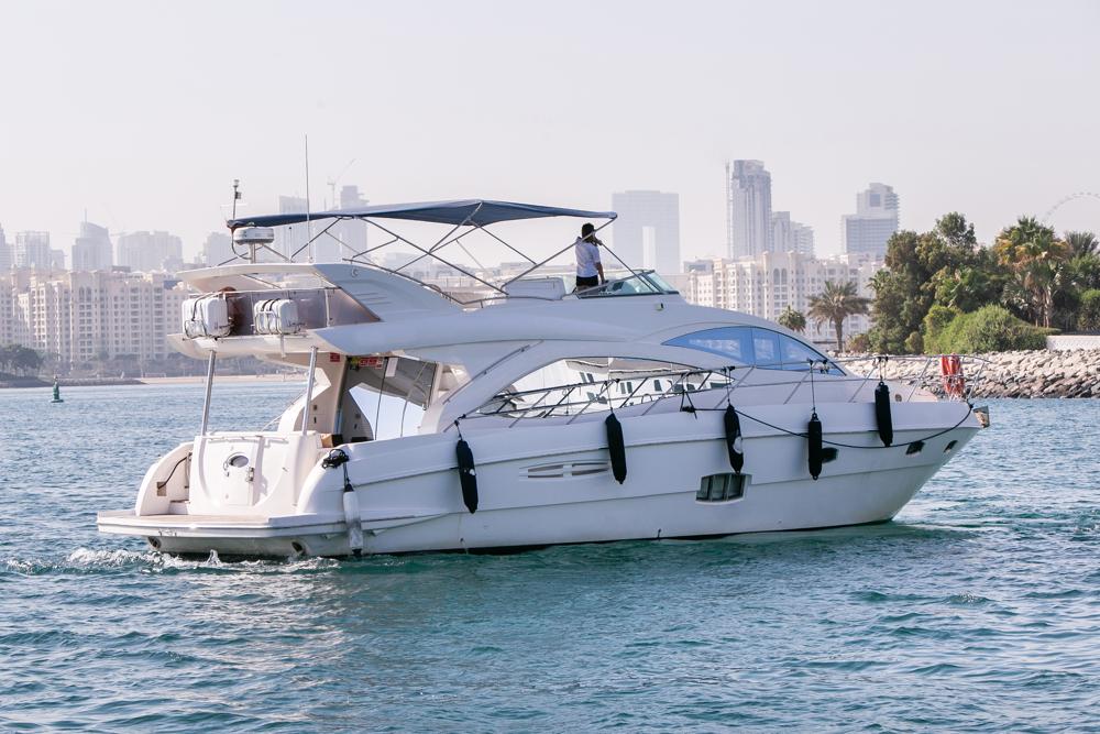 Explorer Goldeon Glimmer 60 Yacht