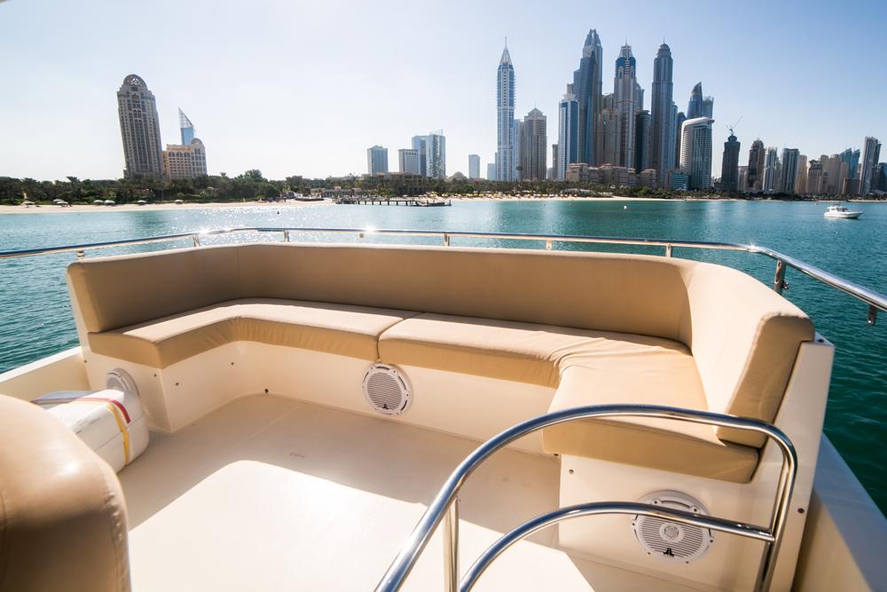 Explorer Goldeon Reef’s Rhapsody 50 Yacht