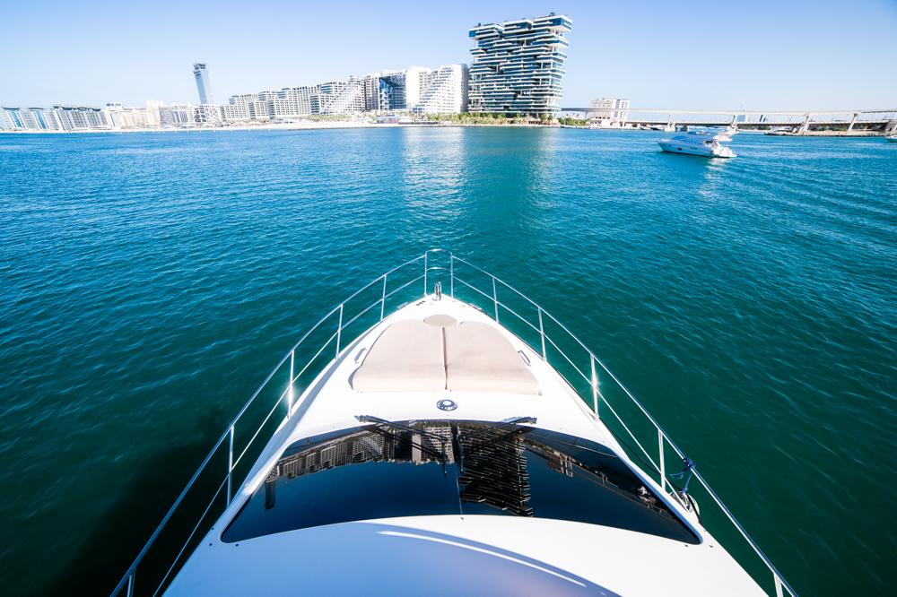 Explorer Goldeon Reef’s Rhapsody 50 Yacht