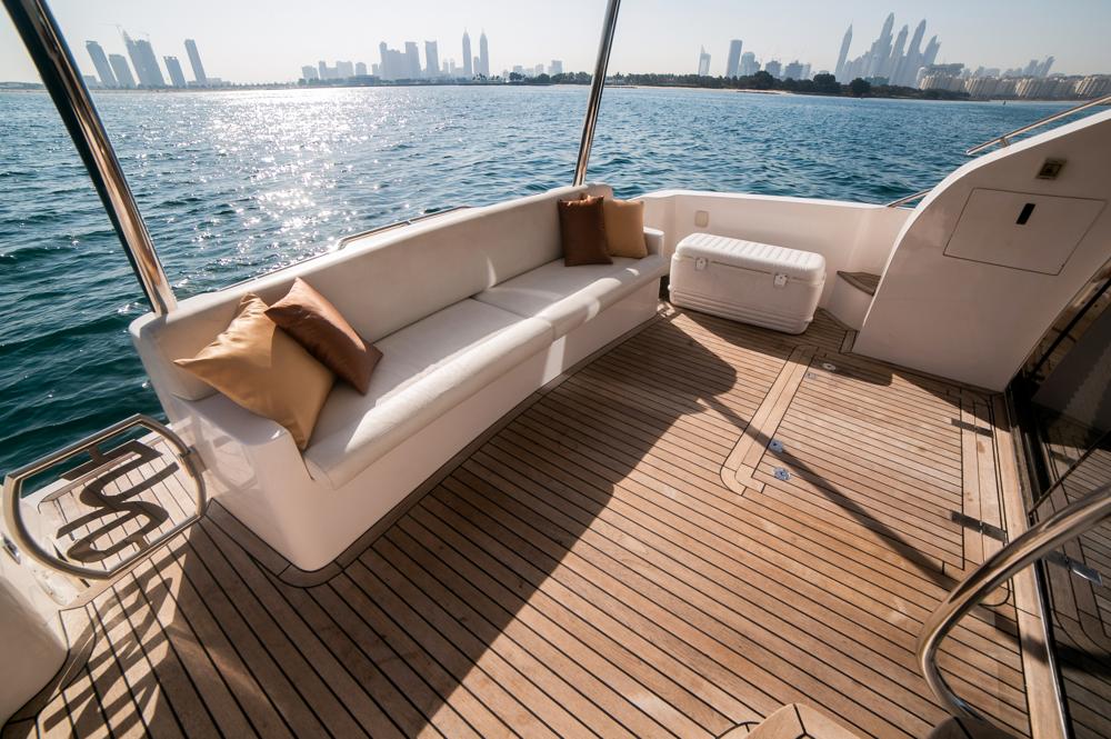 Explorer Goldeon Glimmer 60 Yacht