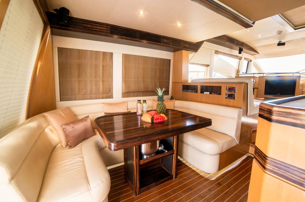 Explorer Goldeon Glimmer 60 Yacht