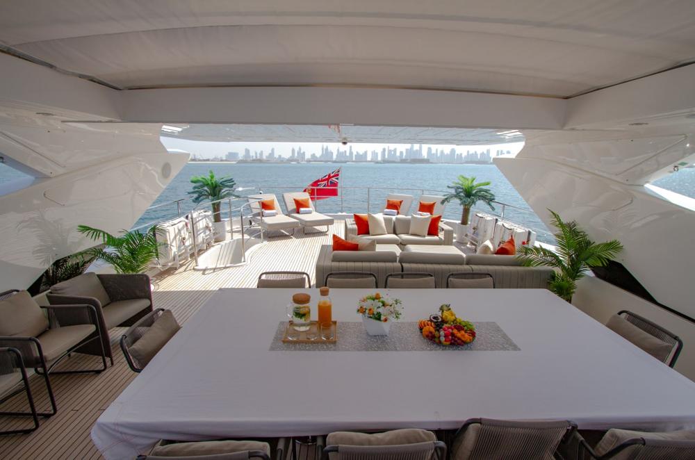 Eclipse Sovereign Moonlight 130 Yacht