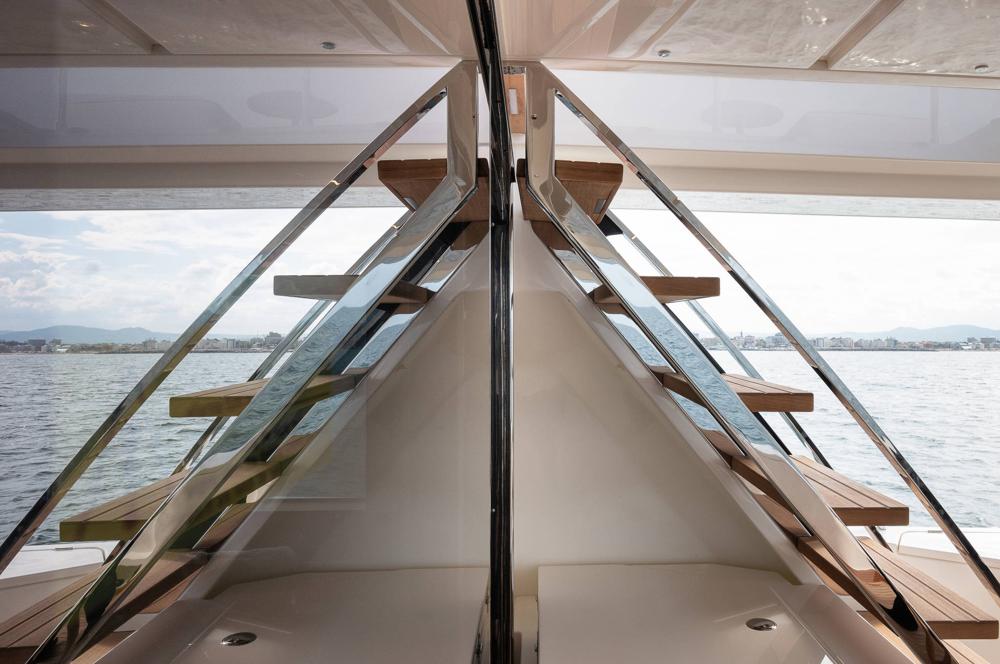 Celestial Majesty Windseeker 85 Yacht