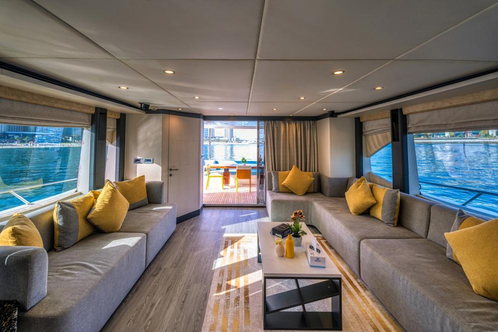 Voyager Elite Siren 80 Yacht