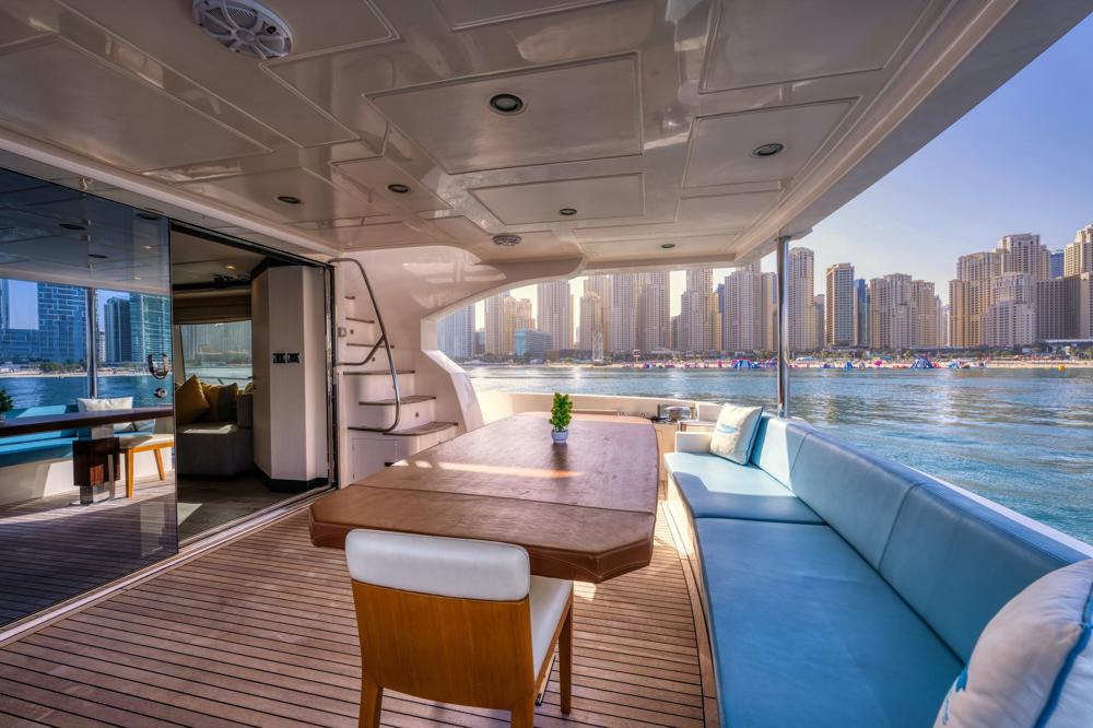 Voyager Elite Siren 80 Yacht