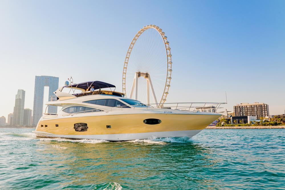 Voyager Elite Mirage 80 Yacht