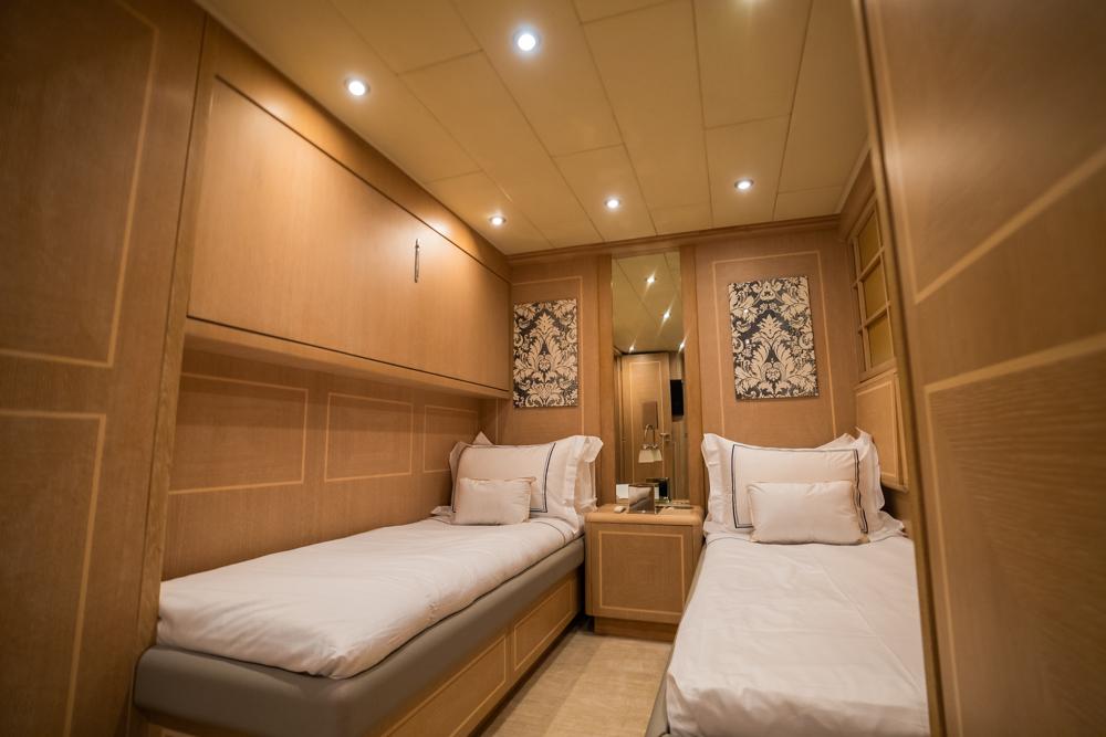 Celestial Majesty Mirage 125 Yacht