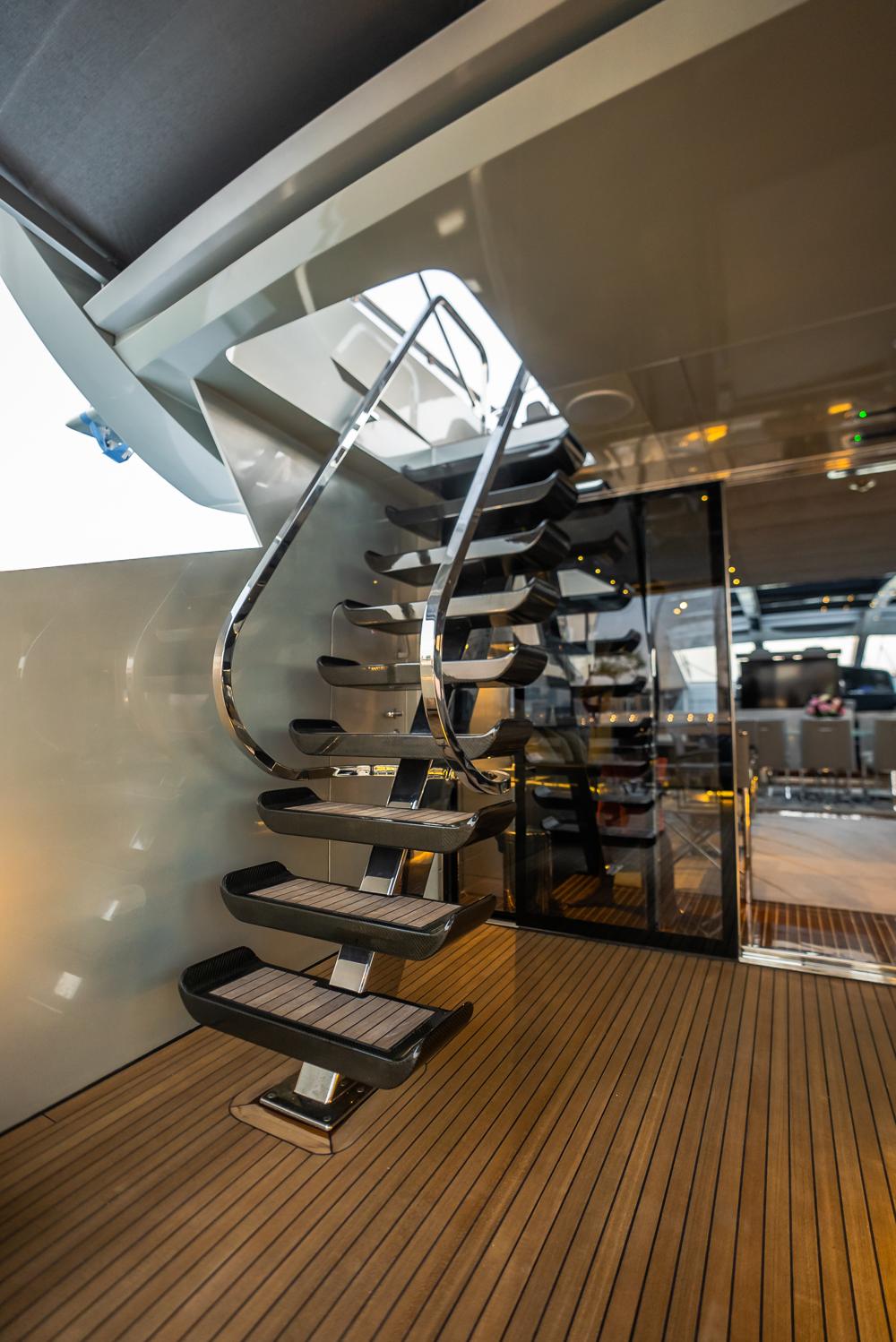 Celestial Majesty Mirage 125 Yacht