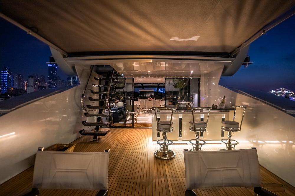Celestial Majesty Mirage 125 Yacht
