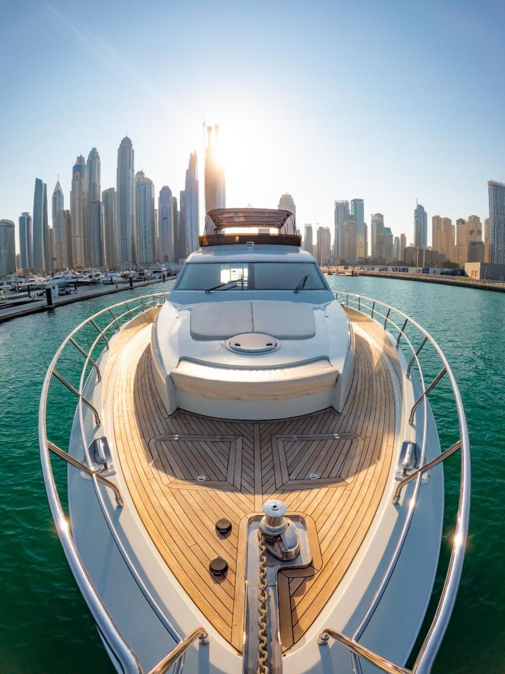 Voyager Elite Mirage 80 Yacht