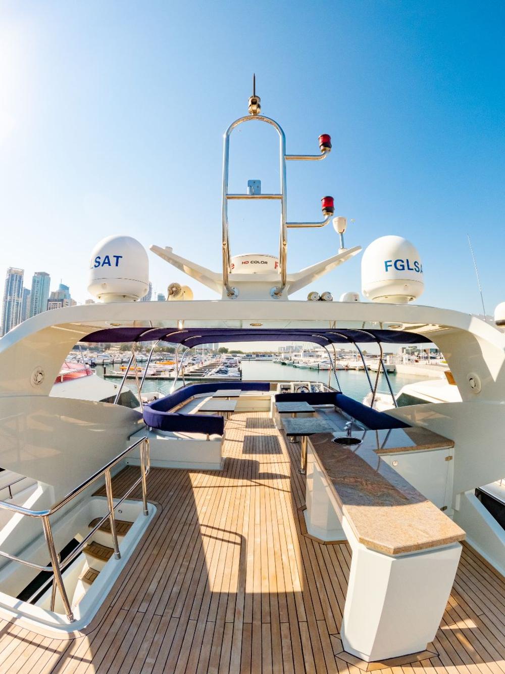 Voyager Elite Mirage 80 Yacht