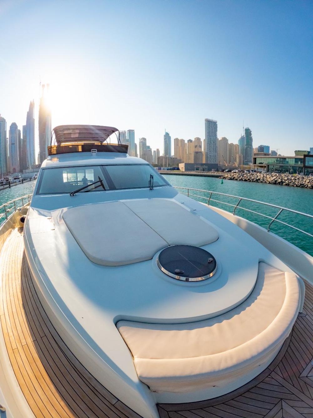 Voyager Elite Mirage 80 Yacht