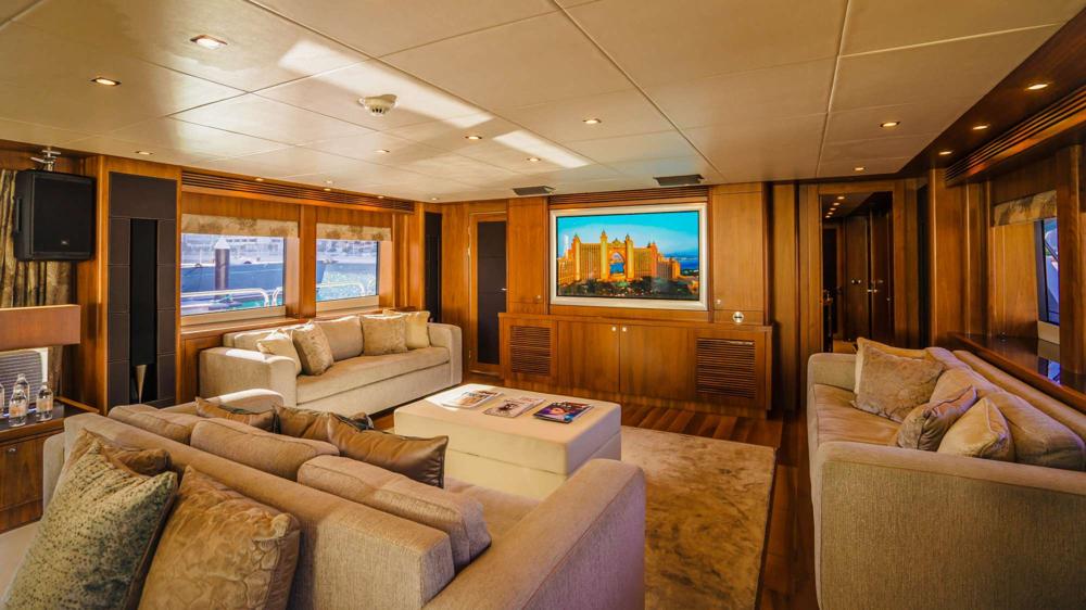 Celestial Majesty Horizon 140 Yacht