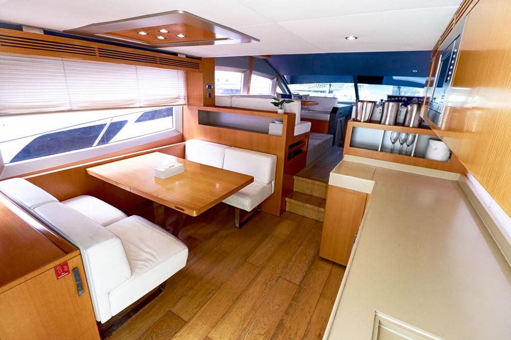 Voyager Elite Note 50 Yacht